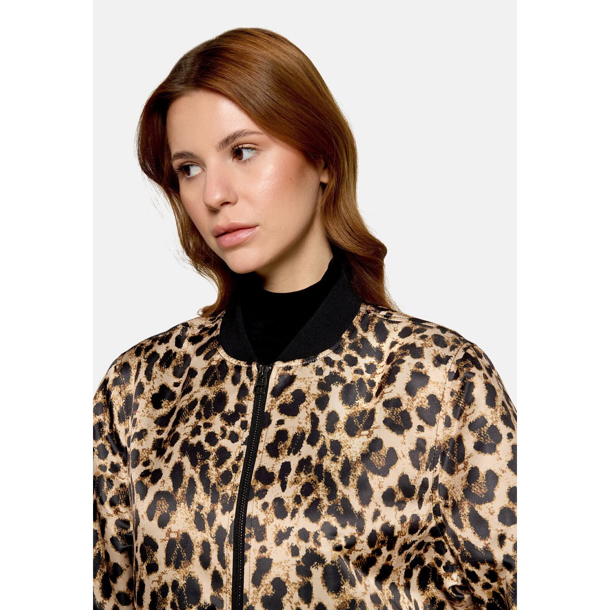 Blouson à col droit beige/noir, AMBER & JUNE