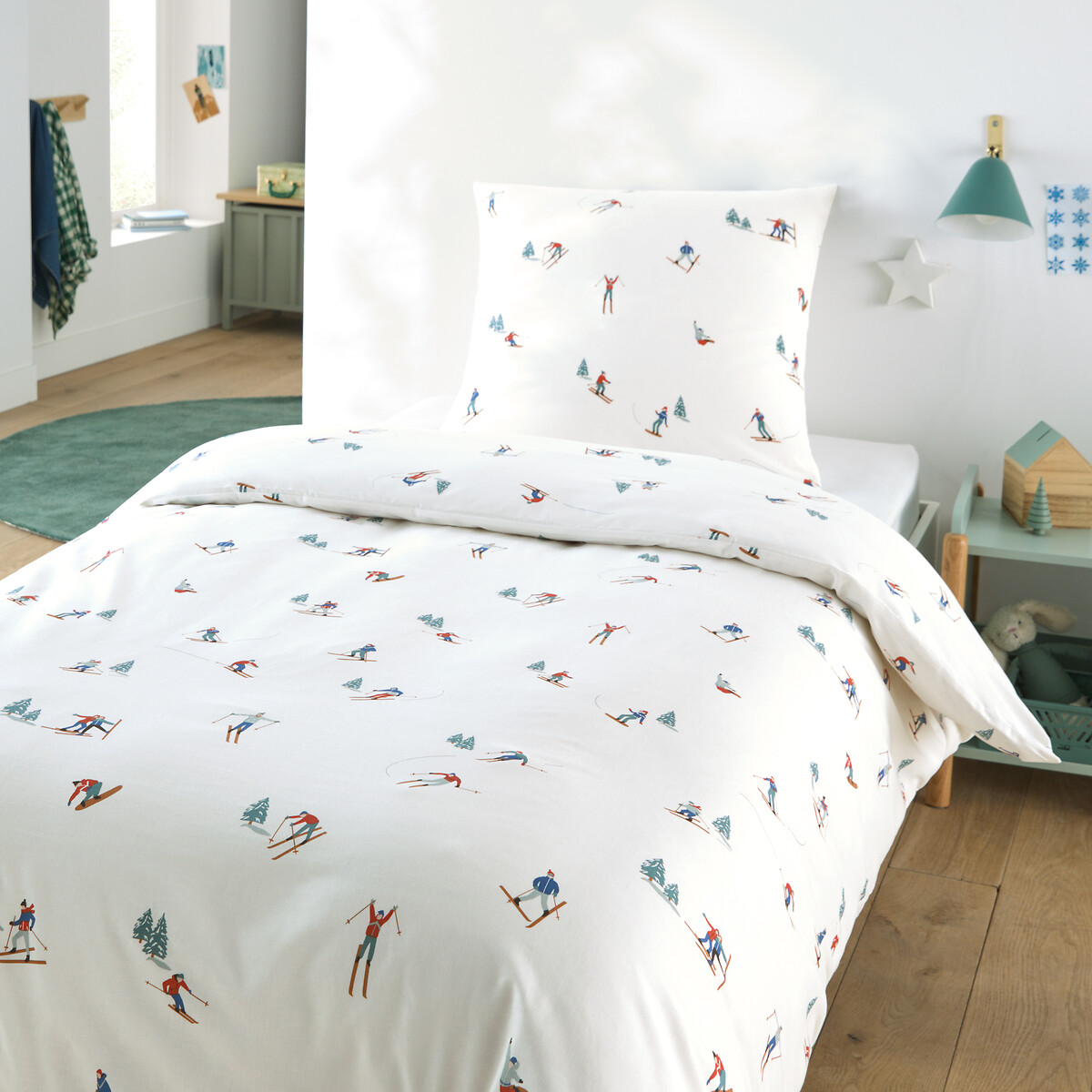 Parure de lit enfant en 30% coton recyclé, taie carrée, TOUT SCHUSS imprimé fond écru, LA REDOUTE INTERIEURS