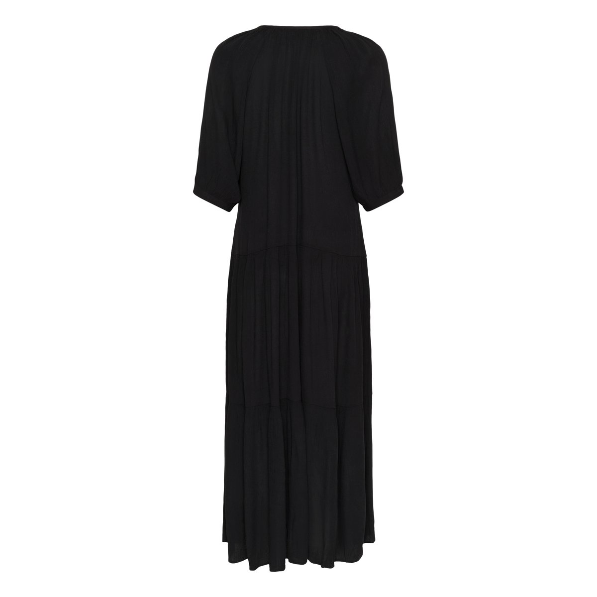 Robe noir, SOAKED IN LUXURY