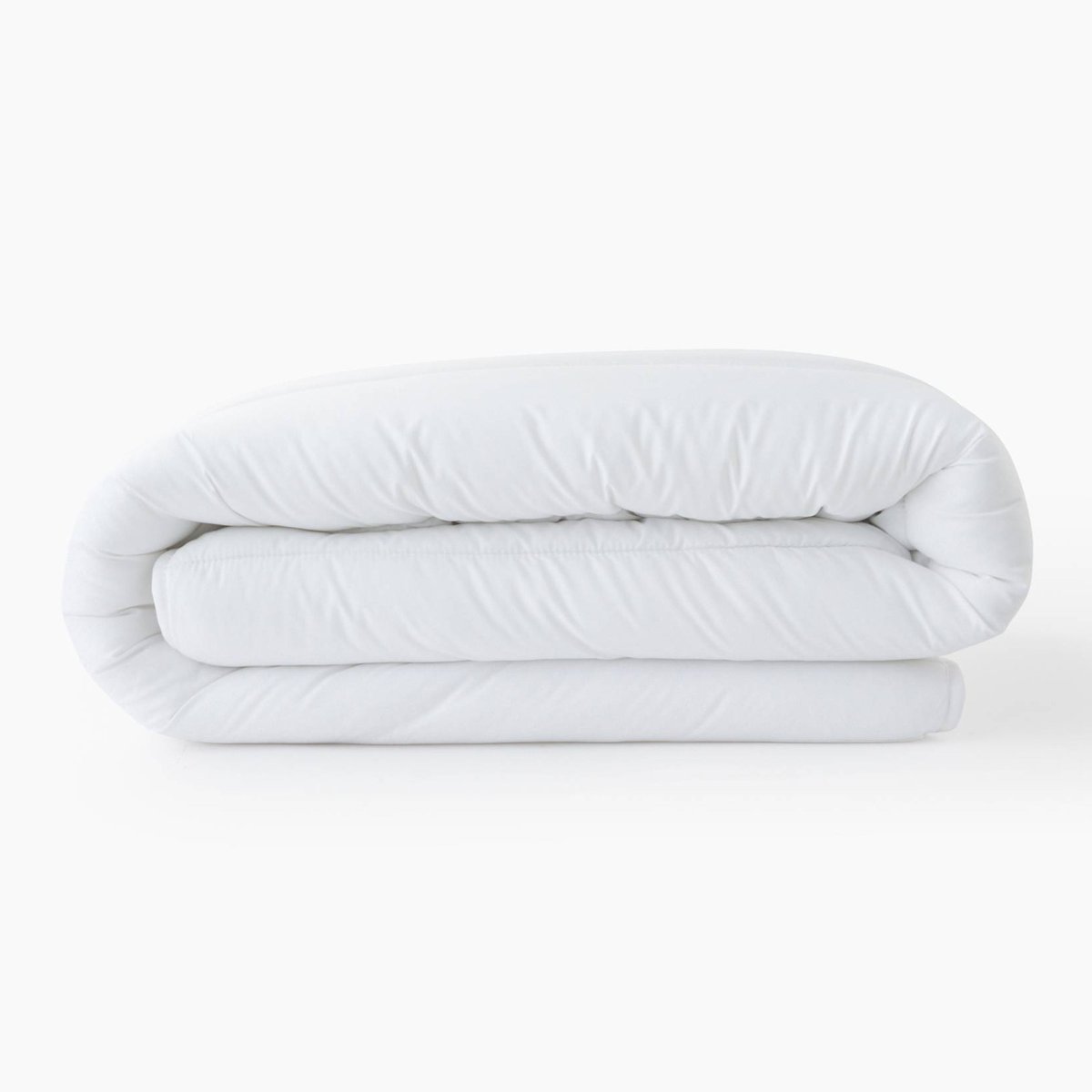 Couette microfibre, 220x240cm, 100% polyester blanc, MONOPRIX