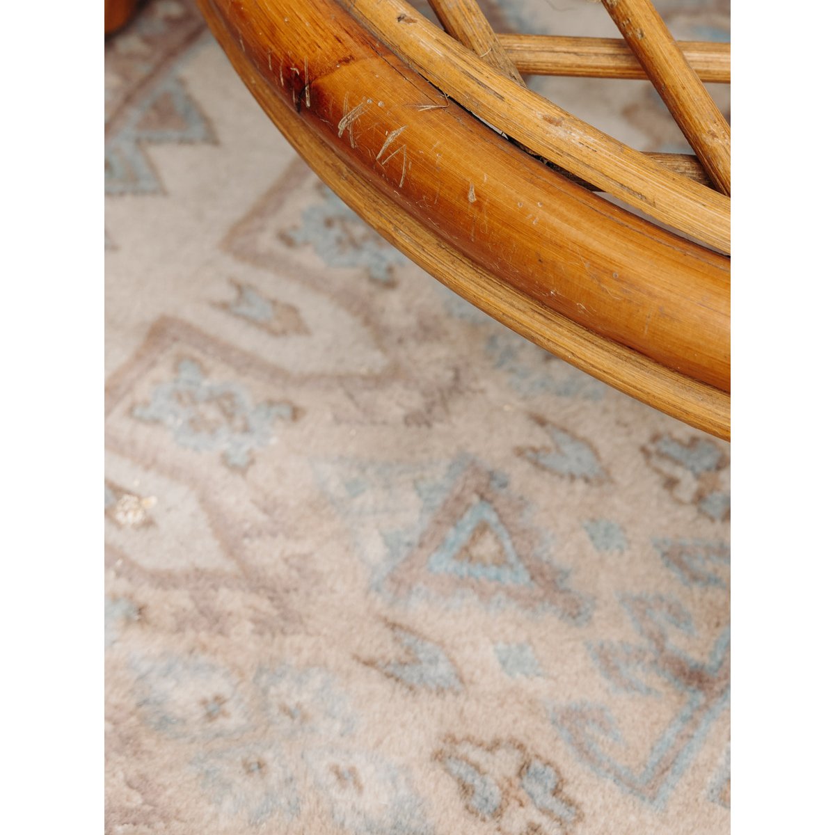 Table basse en rotin Léonie N°252 - Bon état bois, DEBONGOUT