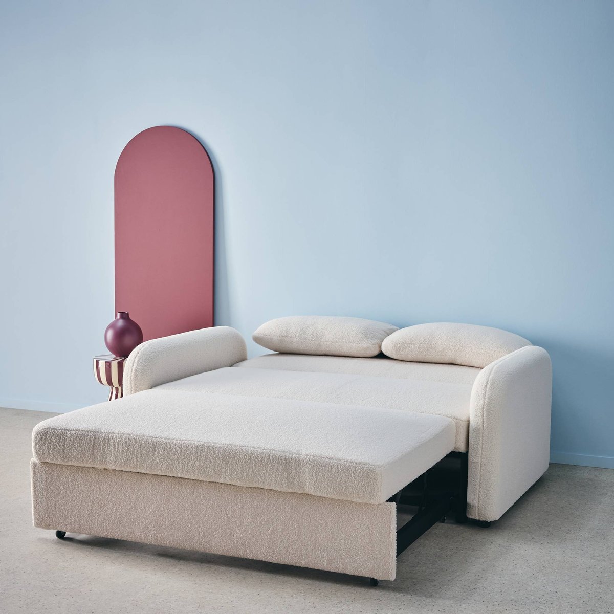 Canapé convertible arrondi 2 places bouclette LINO crème, SWEEEK