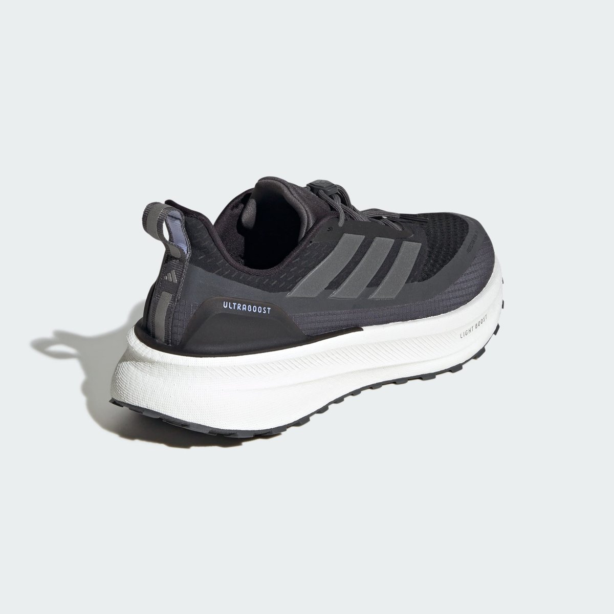 Chaussure Ultraboost Chaussure Ultraboost core black / iron metallic / violet tone, adidas Performance