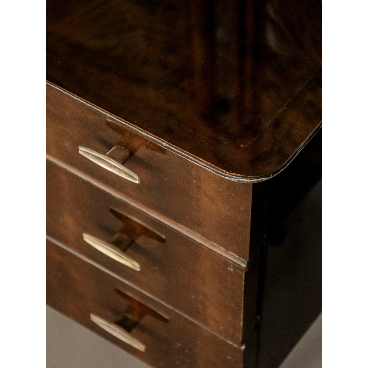 Paire de tables de chevet noires Maïa N°1466 - Bon état noir, DEBONGOUT
