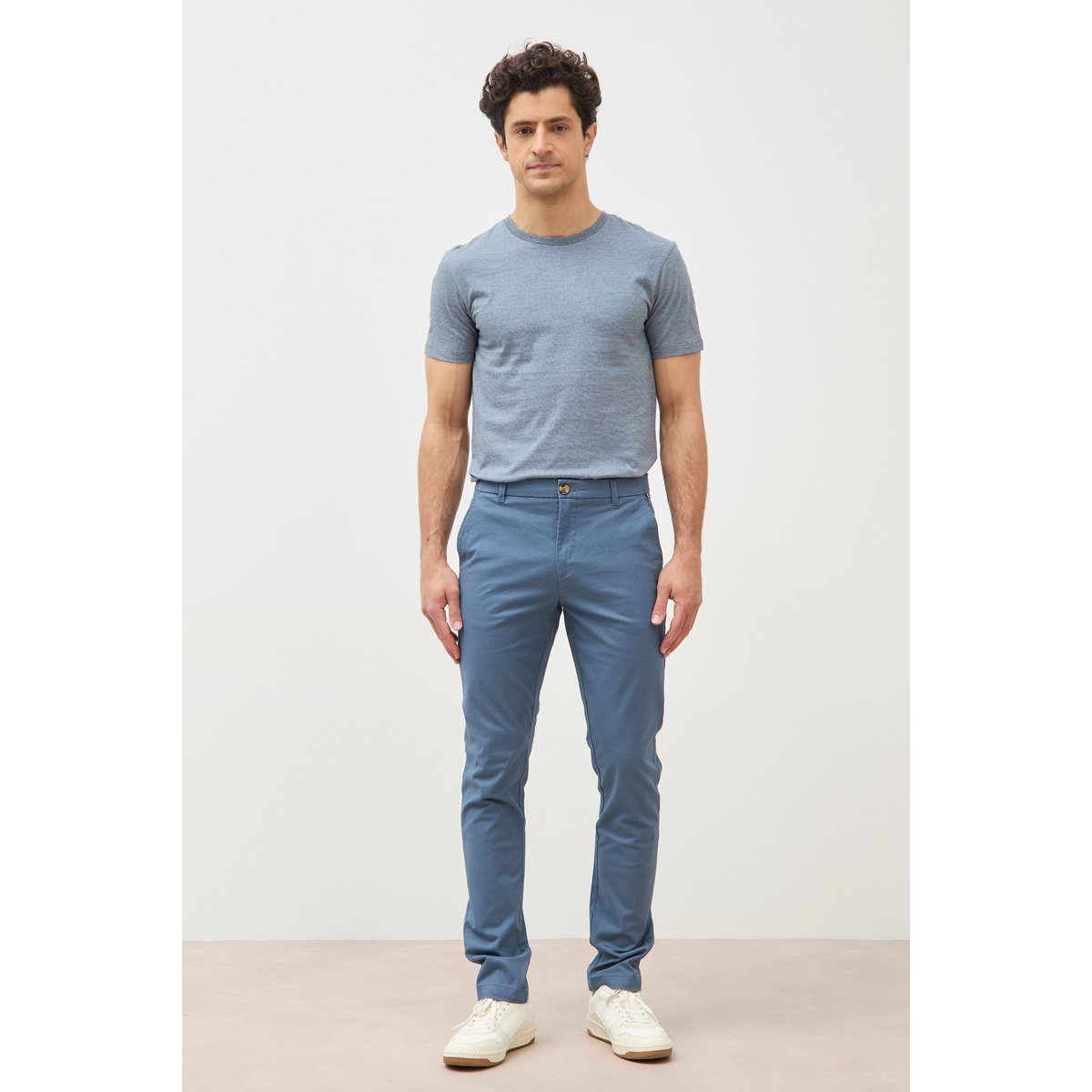 Pantalon chino slim bleu foncé, BONOBO