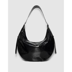Bolso de mano de piel en forma de media luna
