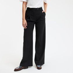 Pantalón plisado de talle alto y pernera ancha