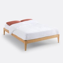 Cama de fresno macizo con somier, Agura