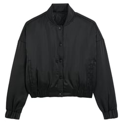 Cazadora bomber corta y acolchada, de satén