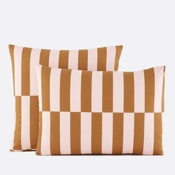 Funda de almohada en 50% algodón reciclado, con estampado, TABAKA CARAMEL