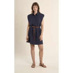 Vestido recto, corto, de manga corta