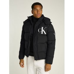 Chaqueta acolchada con capucha y forro sintético