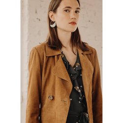 Gabardina larga de cuero