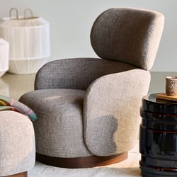 Sillón giratorio con reposapiés, en tela jaspeada y chapa de nogal, JESPER AM.PM image