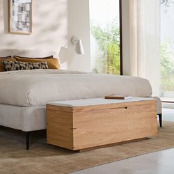 Banktruhe aus massiver Eiche und MDF mit Eichenfurnier, mit Kissen, HIBASHI AM.PM image