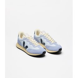 Rio Branco II Trainers VEJA image
