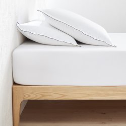 Dojo 30cm High 100% Cotton Percale 200 Thread Count Fitted Sheet LA REDOUTE INTERIEURS image