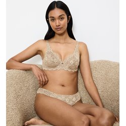 Soutien-gorge emboitant Amourette TRIUMPH image
