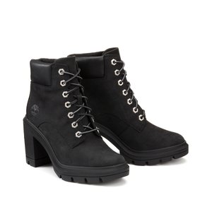Women in timberland boots 2025