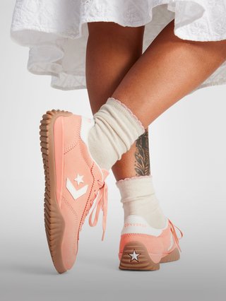 Jusqu'à -50%* sur les sneakers