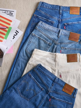 Levis