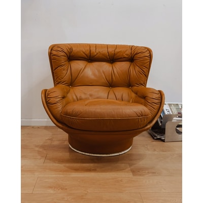 Fauteuil en cuir pivotant Jakob N°860 - Bon état DEBONGOUT