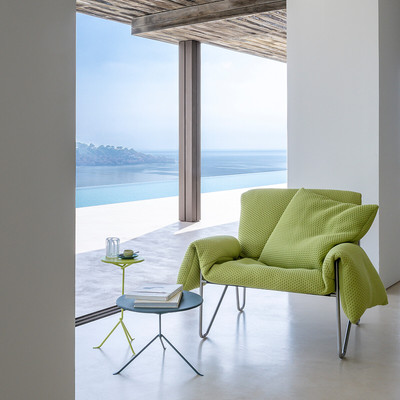 Fauteuil van gewatteerde stof en staal Nomad OTTO STUDIO FOR AM.PM