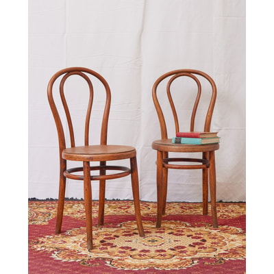Paire de chaises de bistrot en bois courbé Claude N°995 - Bon état DEBONGOUT