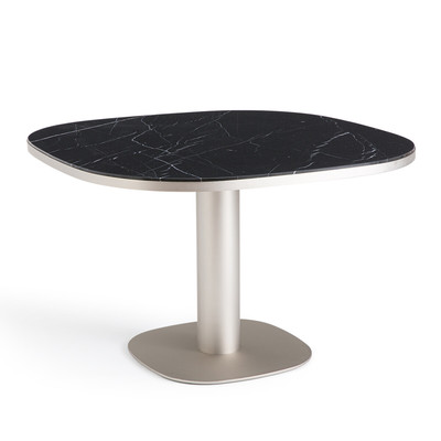 Tafel in zwart marmer, Lixfeld AM.PM