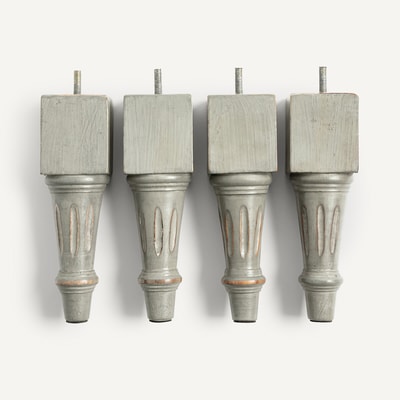 Lot de 4 pieds de sommier sculptés AM.PM