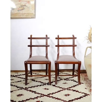 Paire de chaises en bois Claude N°974 - Bon état DEBONGOUT