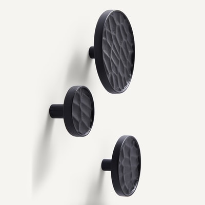 Set van 3 gebeitste eiken jashaken, HANGO AM.PM