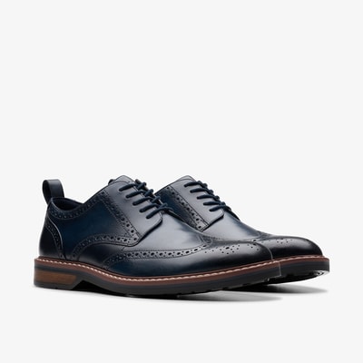 Derby's in leer Aldwin Limit CLARKS