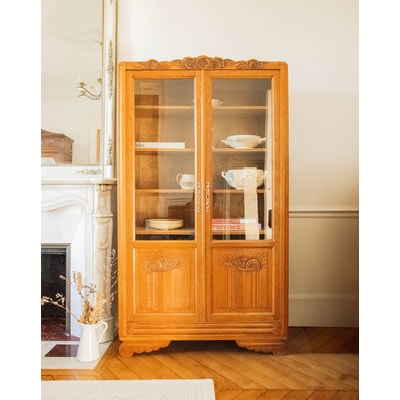 Vitrine en chêne sculpté et verre Victoria N°179 - Bon état DEBONGOUT