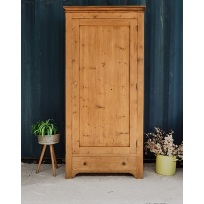 Armoire en bois Blandine N°349 - Bon état DEBONGOUT