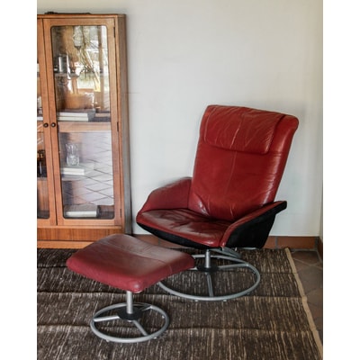 Fauteuil simili-cuir rouge Jakob N°492 - Bon état DEBONGOUT