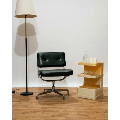 Chaise Eames en cuir Diana N°402 - Bon état DEBONGOUT