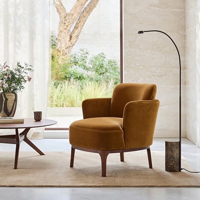 Fauteuil en noyer massif et tissu velours, JABOTE AM.PM