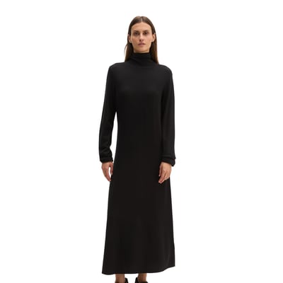 Robe en maille à col roulé, coupe ajustée en mélange de laine vierge douce MARC O'POLO