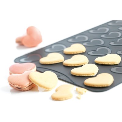 Plaque De Cuisson Macarons Coeurs 30x40x1 Cm MASTRAD