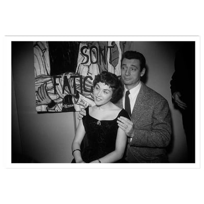 Affiche photo d'acteurs - Yves Montand et Elisabeth Manet , 1955 HEXOA
