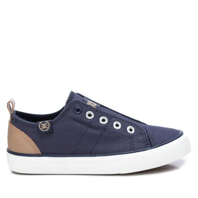 Chaussure fabriqué en matière textil XTI
