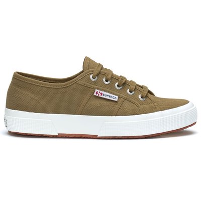 Baskets En Toile 2750 , Classic SUPERGA