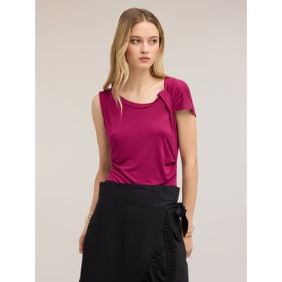 Top asymétrique avec drapé MOTIVI