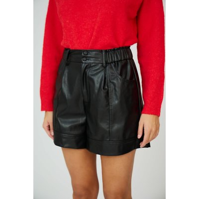 Short de piel sintética SEE U SOON