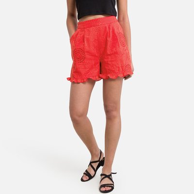 Short Fabiana in Engels kant NAF NAF