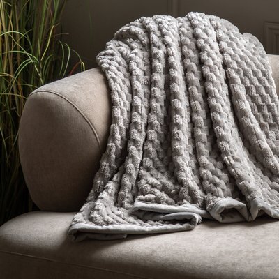 Velvet Knitted Throw SO'HOME