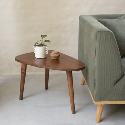 Table basse en bois massif finition noyer 62 cm  BRUNE BERAH GETAH