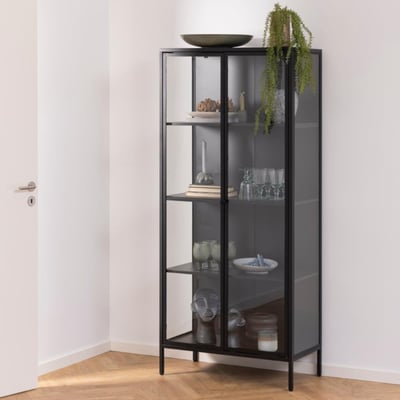 Vitrine scandinave en métal noir 2 portes vitrées - HARLOW HELLIN, DEPUIS 1862