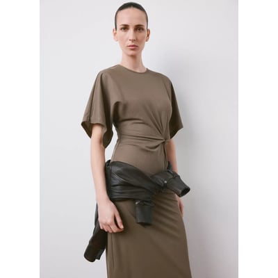 Robe détails froncés sur les côtés MANGO